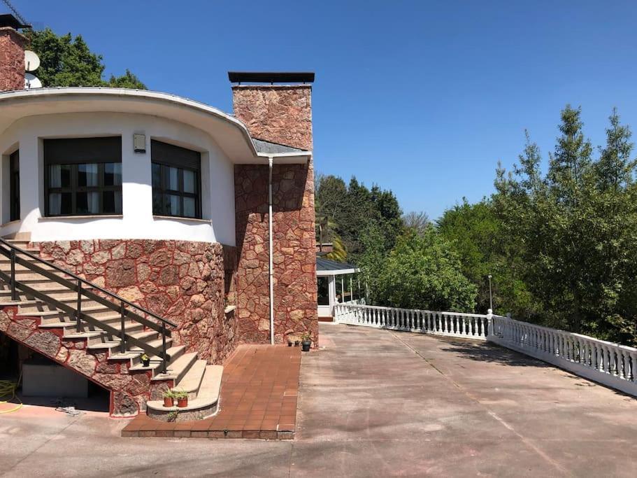 Вілла La Casona De La Carbayeda Ов'єдо Екстер'єр фото
